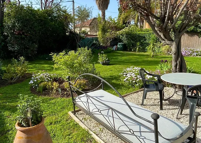 Appartement Rez De Villa Proche Port Et Plages De Sanary