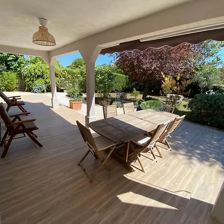Appartement Rez De Villa Proche Port Et Plages De Sanary Exterior photo